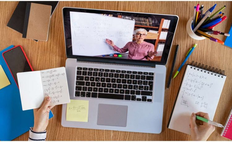 Selling online courses all around the world can help you make a lot of money.