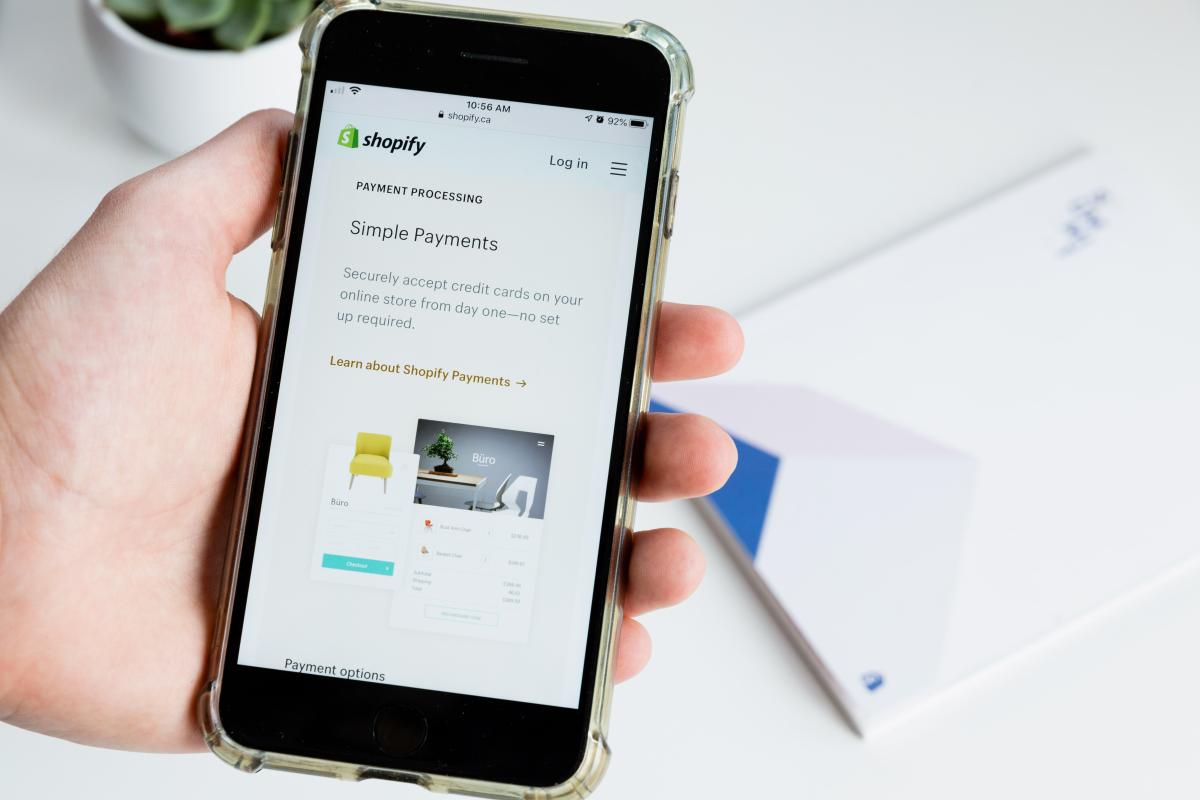 What is Shopify Online Store 2.0?